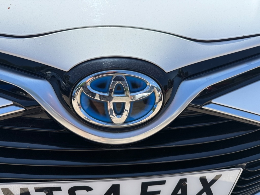 Used Toyota Yaris 2014 for sale - 76697994: Photo 15