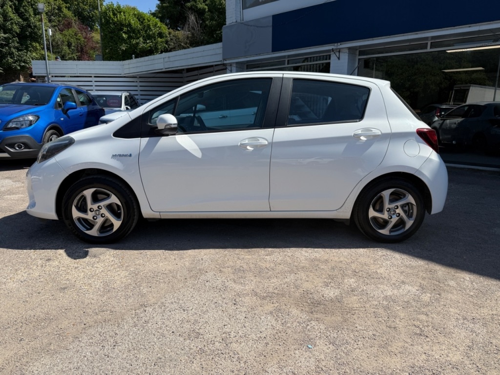 Used Toyota Yaris 2014 for sale - 76697994: Photo 2
