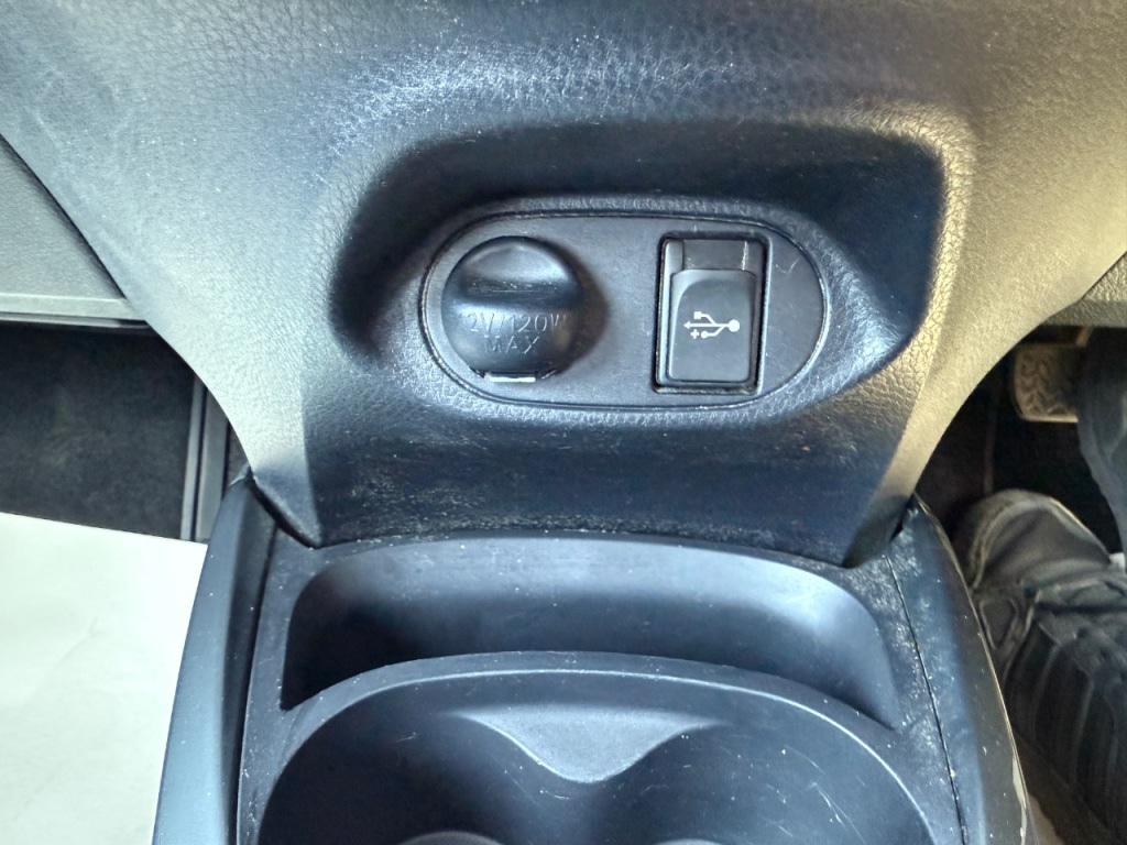 Used Toyota Yaris 2014 for sale - 76697994: Photo 27