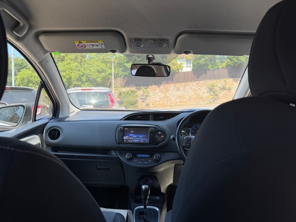 Used Toyota Yaris 2014 for sale - 76697994: Photo 31