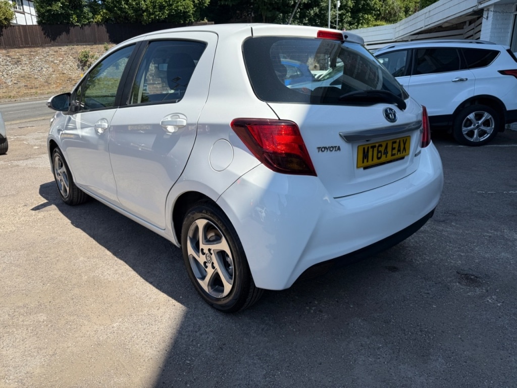 Used Toyota Yaris 2014 for sale - 76697994: Photo 7