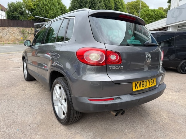Used Volkswagen Tiguan 2010 for sale - 75067136: Photo 8