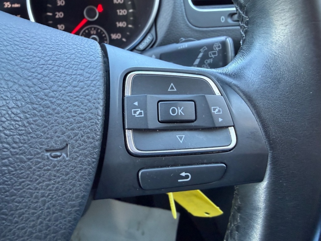 Used Volkswagen Golf 2010 for sale - 76345065: Photo 30