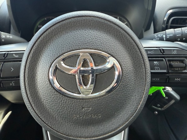 Used Toyota Yaris 2022 for sale - 76345062: Photo 11