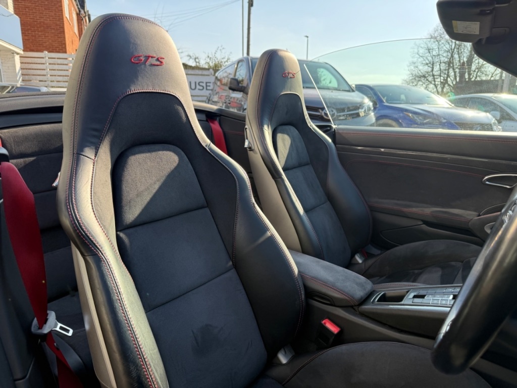 Used Porsche 911 2019 for sale - 76445588: Photo 38