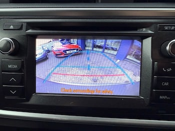 Used Toyota Auris 2012 for sale - 76697973: Photo