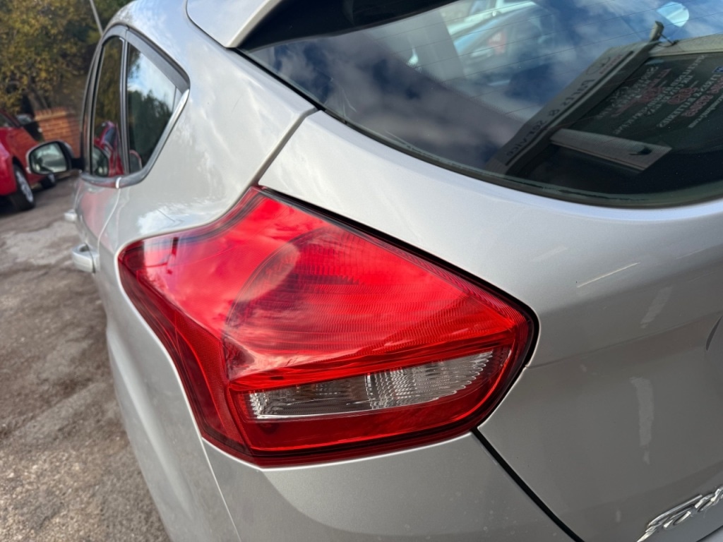 Used Ford Focus 2015 for sale - 76197149: Photo 18