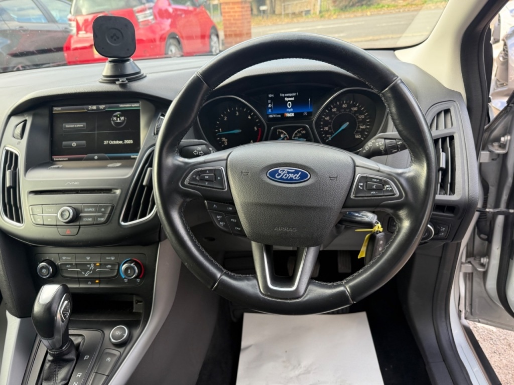 Used Ford Focus 2015 for sale - 76197149: Photo 3