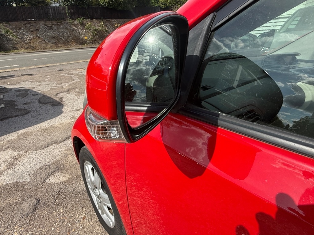 Used Toyota IQ 2014 for sale - 76641974: Photo 12