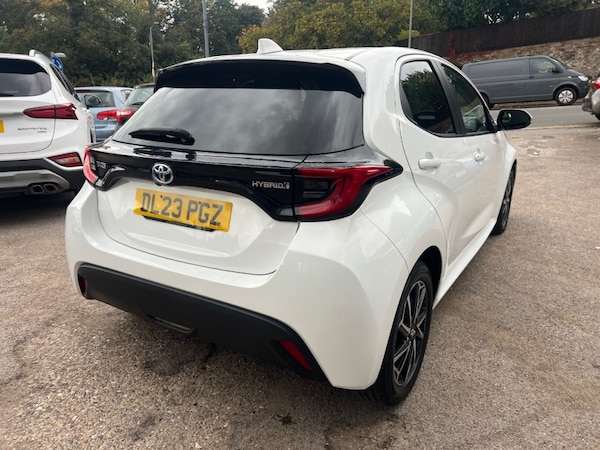 Used Toyota Yaris 2023 for sale - 76290915: Photo 20