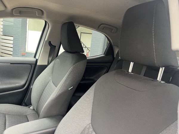 Used Toyota Yaris 2023 for sale - 76290915: Photo 27