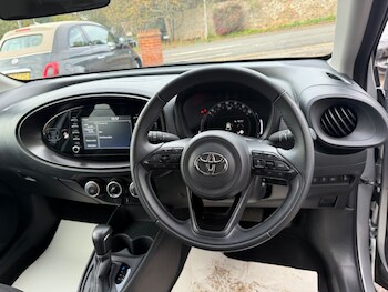 Used Toyota Aygo X 2024 for sale - 76355940: Photo