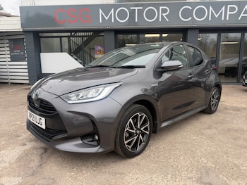 Used Toyota Yaris 2021 for sale - 77692419: Photo