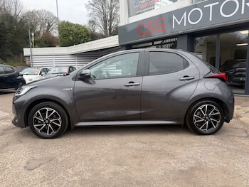 Used Toyota Yaris 2021 for sale - 77692419: Photo