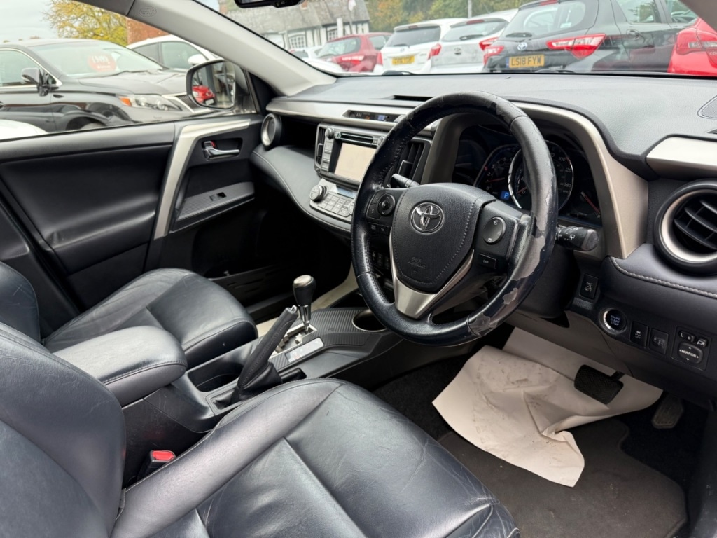 Used Toyota RAV4 2013 for sale - 75516151: Photo 12