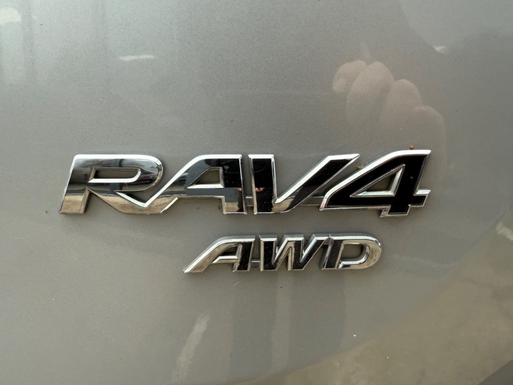 Used Toyota RAV4 2013 for sale - 75516151: Photo 18