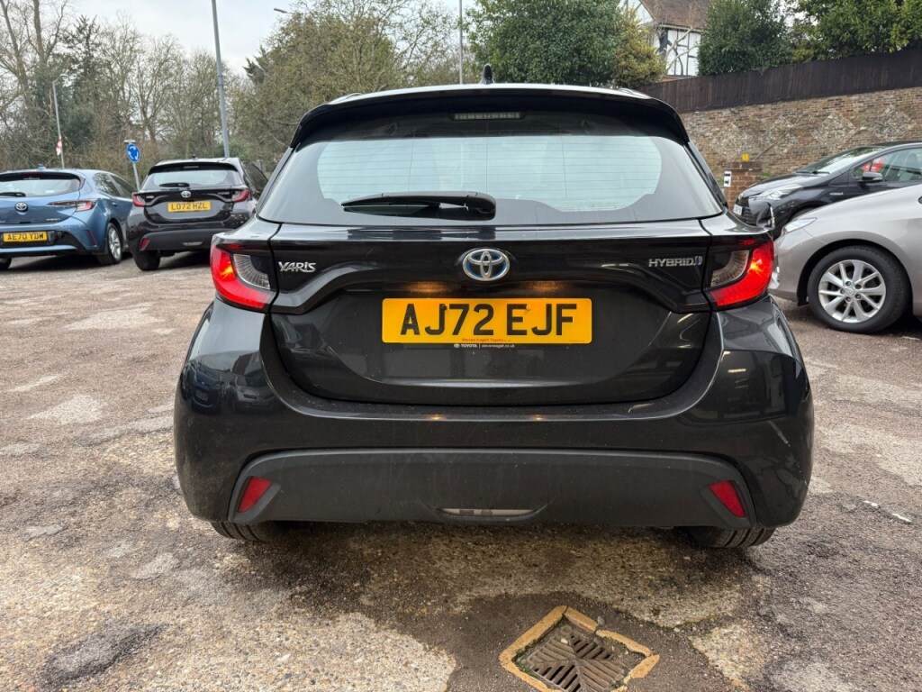 Used Toyota Yaris 2022 for sale - 76798615: Photo 16