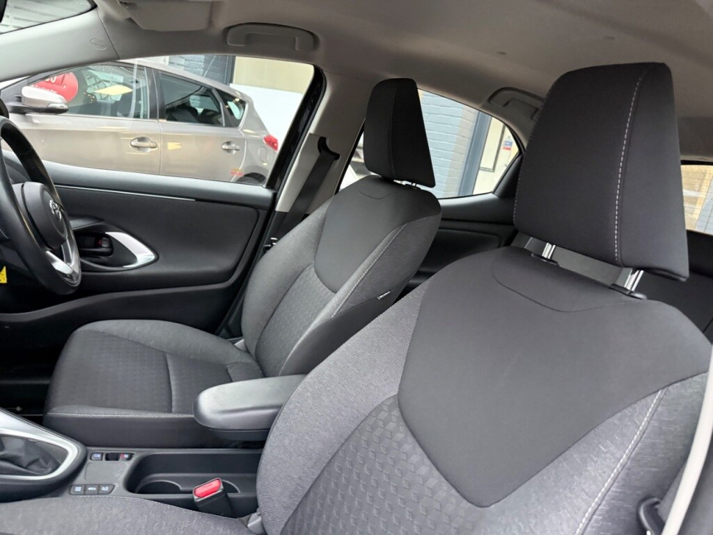 Used Toyota Yaris 2022 for sale - 76798615: Photo 30