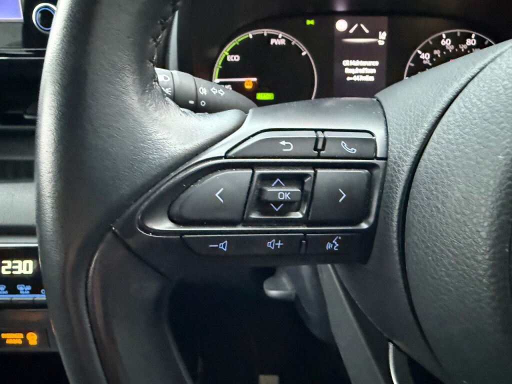 Used Toyota Yaris 2022 for sale - 76798615: Photo 8