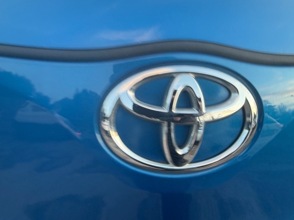 Used Toyota IQ 2012 for sale - 76588550: Photo 18