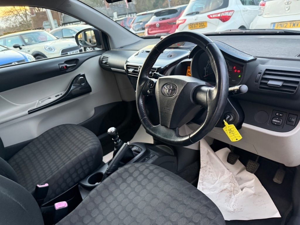 Used Toyota IQ 2012 for sale - 76588550: Photo 9