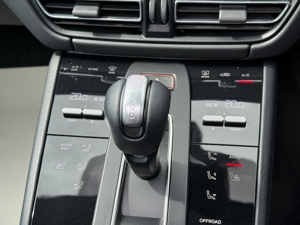 Used Porsche Macan 2024 for sale - 74805816: Photo 14