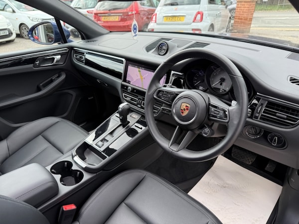 Used Porsche Macan 2024 for sale - 74805816: Photo 6