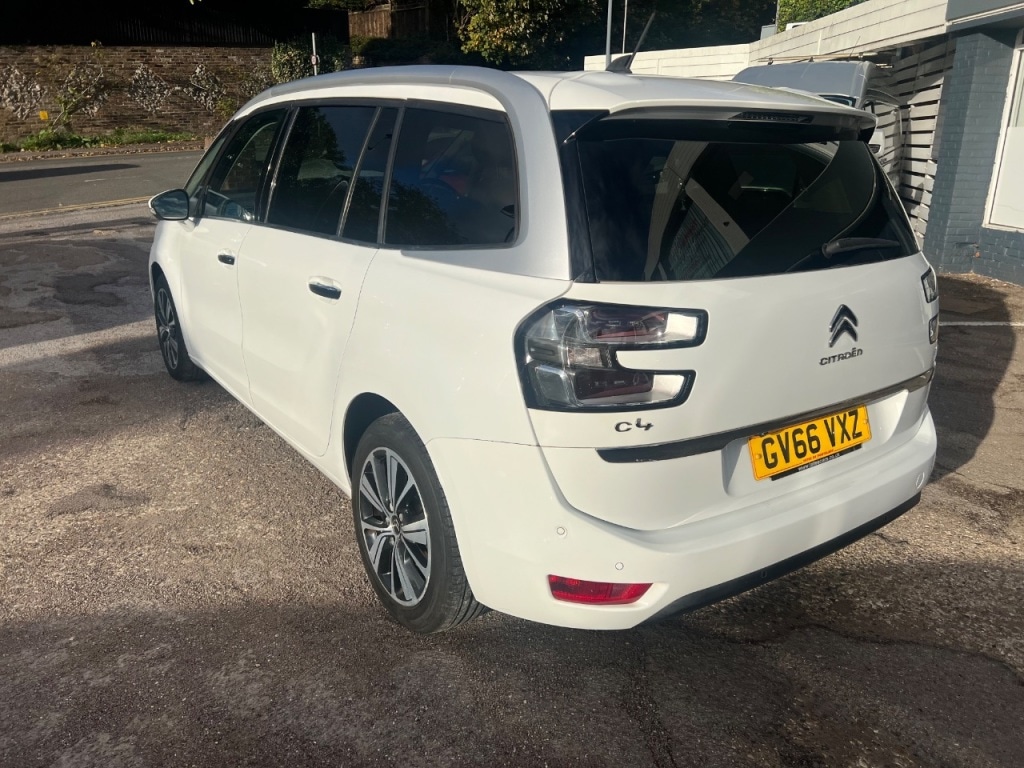 Used Citroen C4 Grand Picasso 2017 for sale - 76345073: Photo 2