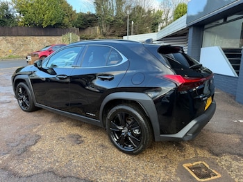 Used Lexus UX 2021 for sale - 77187702: Photo