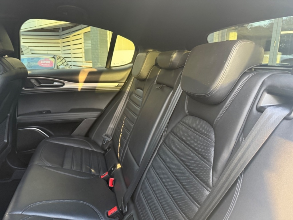 Used Alfa Romeo Stelvio 2018 for sale - 76363171: Photo 28