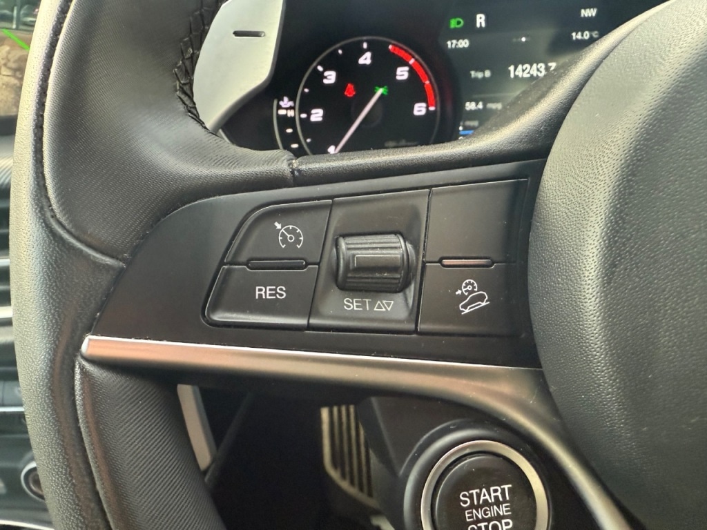 Used Alfa Romeo Stelvio 2018 for sale - 76363171: Photo 6