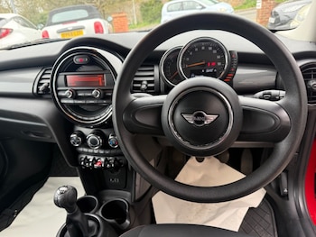 Used MINI Hatch 2016 for sale - 78082175: Photo