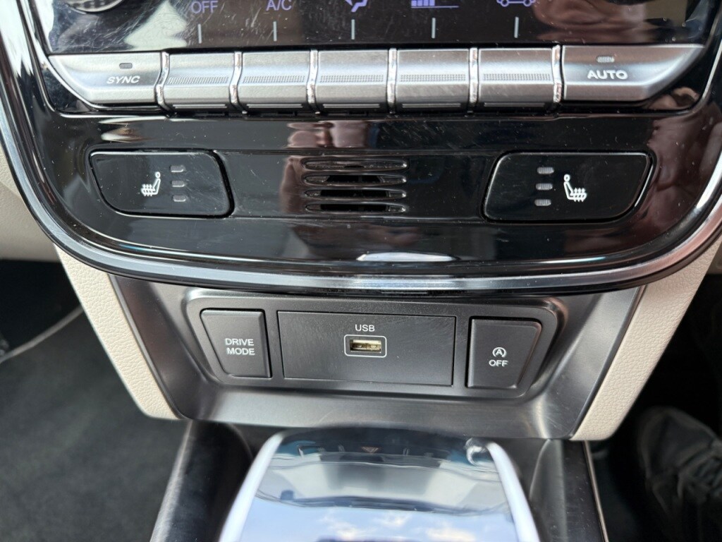 Vehicle 33