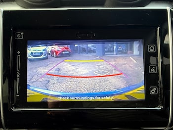 Used Suzuki Swift 2023 for sale - 77152802: Photo