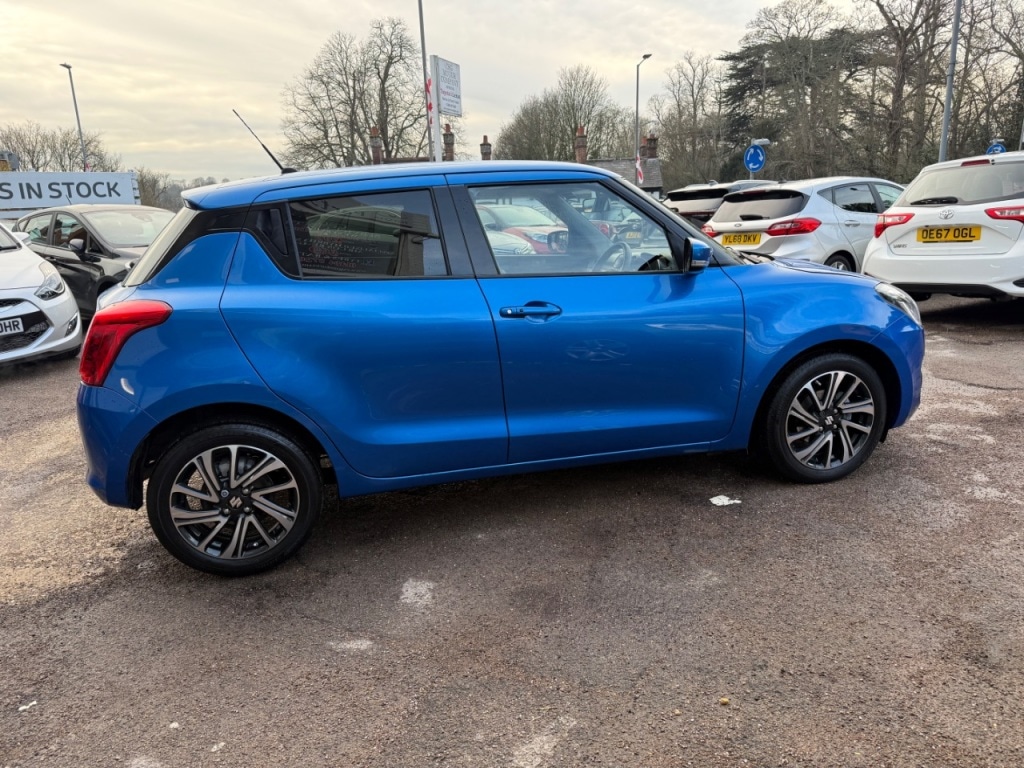 Used Suzuki Swift 2023 for sale - 77152802: Photo 9