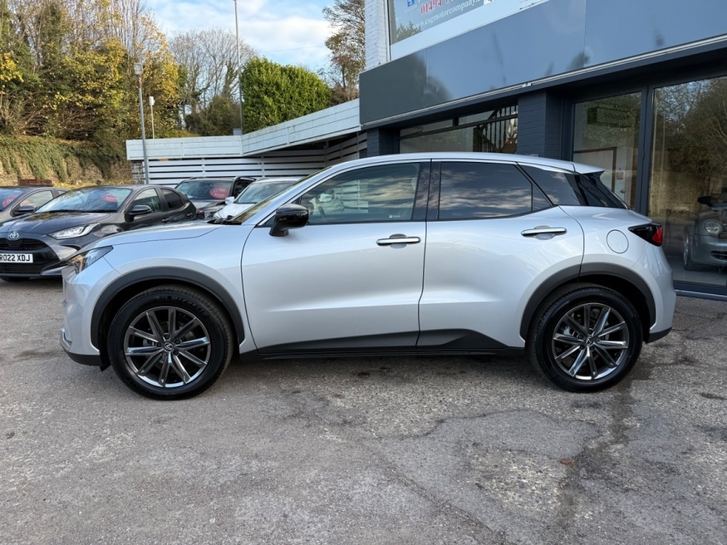 Used Lexus LBX 2025 for sale - 76616926: Photo 2