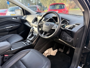 Used Ford Kuga 2019 for sale - 77355010: Photo