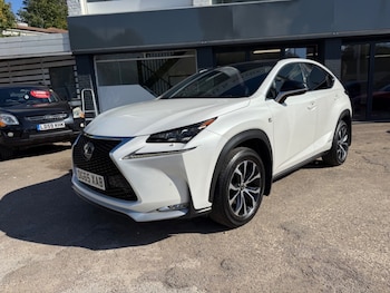 2015 - 300h 2.5 F-Sport 5dr CVT - PAN ROOF - NAV - LEXUS HISTORY