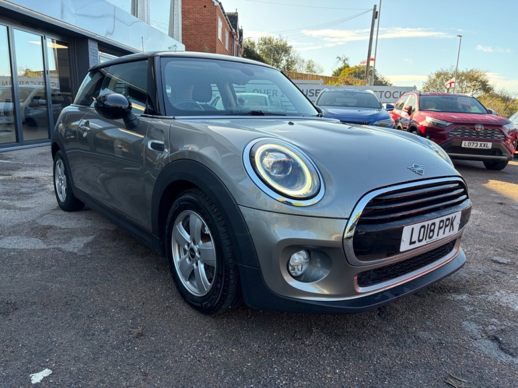 Used MINI Hatch 2018 for sale - 76332834: Photo 2
