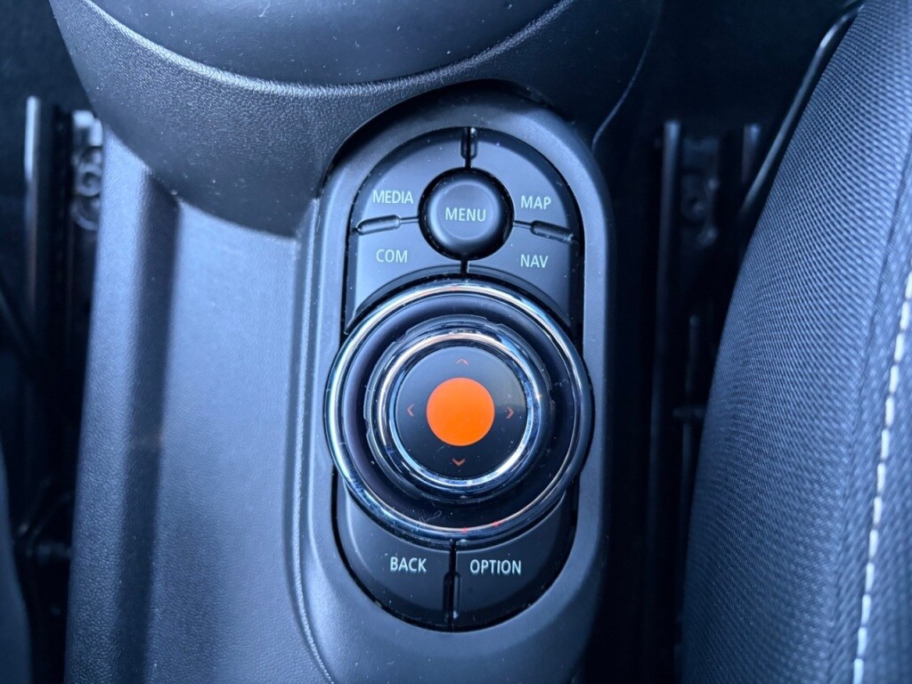 Used MINI Hatch 2018 for sale - 76332834: Photo 31