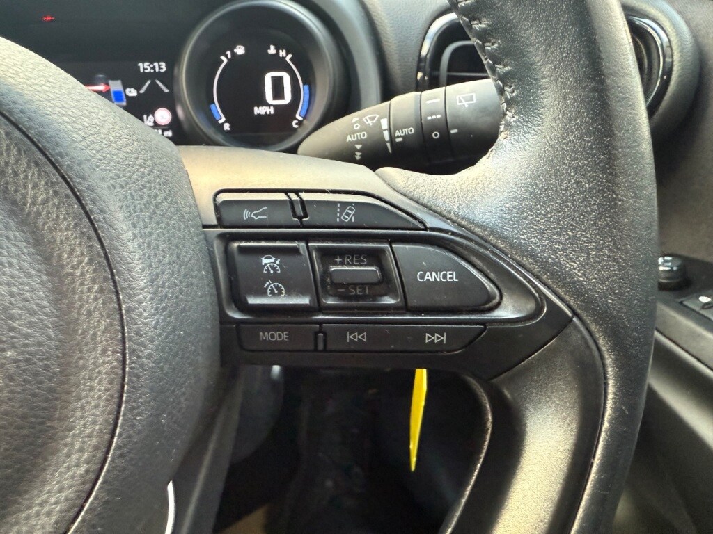 Used Toyota Yaris 2023 for sale - 76546096: Photo 33