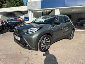 2023 - 1.0 VVT-i Exclusive 5dr Auto - ONE OWNER - CAR PLAY - REAR CAMERA - BLUETOO