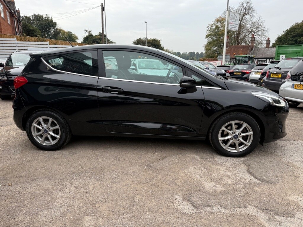 Used Ford Fiesta 2017 for sale - 76126563: Photo 16