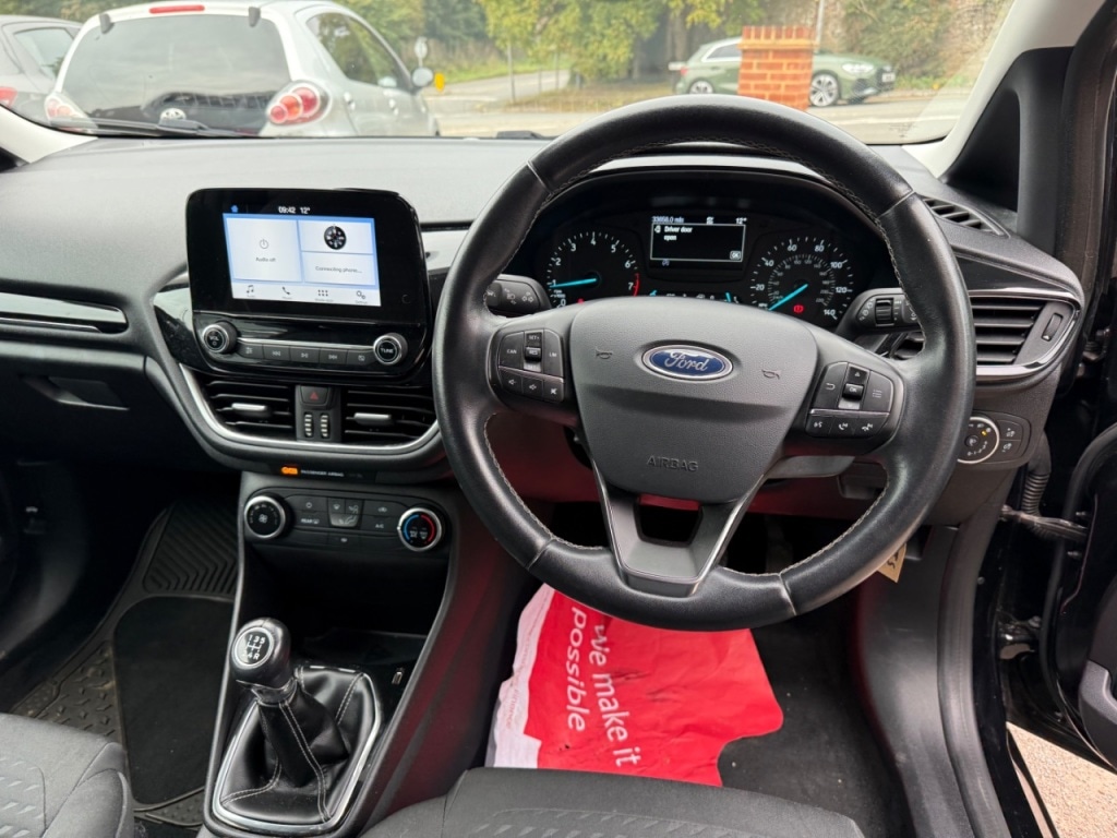 Used Ford Fiesta 2017 for sale - 76126563: Photo 3