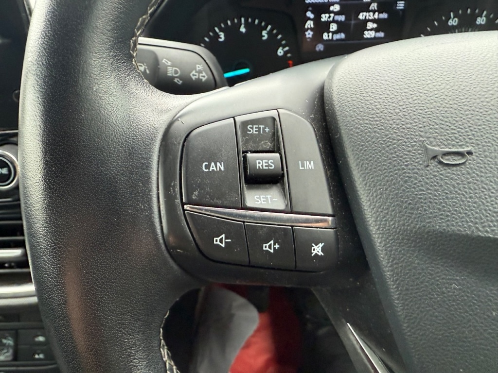 Used Ford Fiesta 2017 for sale - 76126563: Photo 9