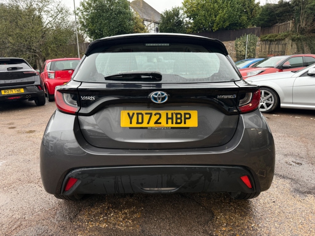 Used Toyota Yaris 2022 for sale - 76934812: Photo 10