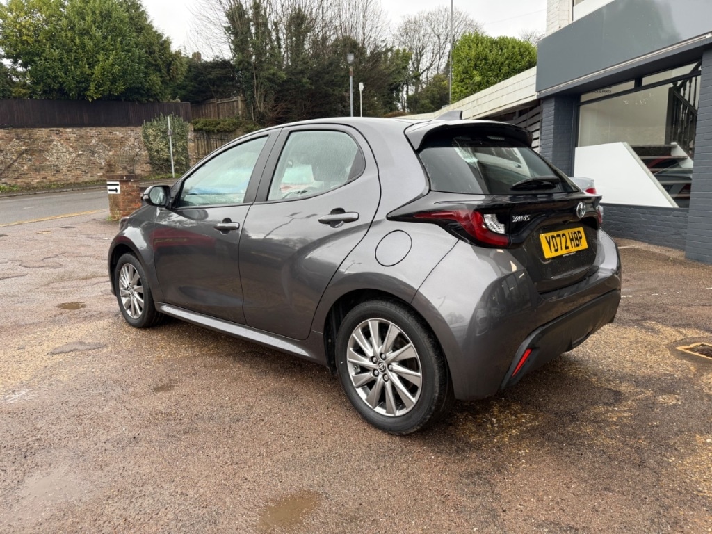 Used Toyota Yaris 2022 for sale - 76934812: Photo 11