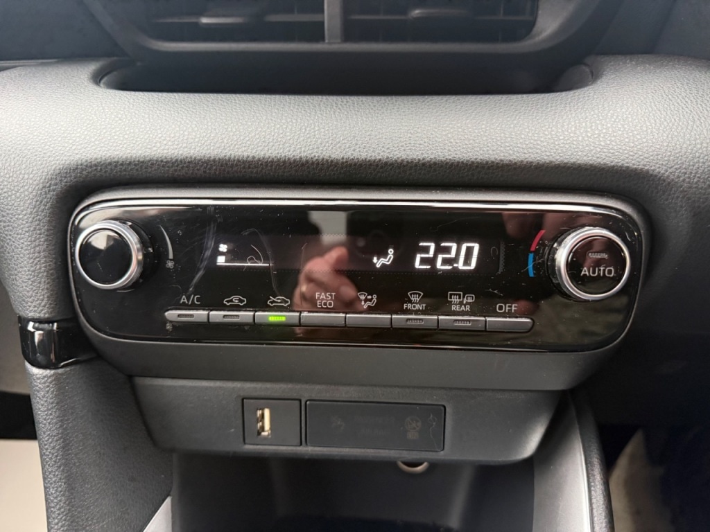 Used Toyota Yaris 2022 for sale - 76934812: Photo 27