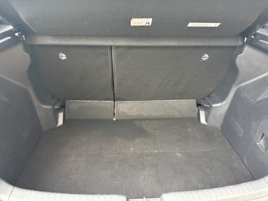 Used Toyota Yaris 2022 for sale - 76934812: Photo 34