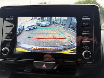 Used Toyota Yaris 2022 for sale - 76934812: Photo